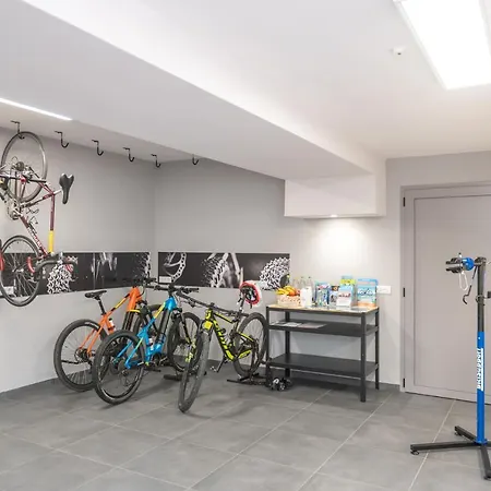 Raffy Family & Bike Hotel 3*