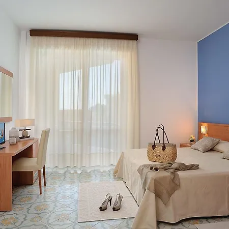 Raffy Family & Bike Hotel Diano Marina