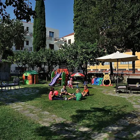 Hotel Raffy Family & Bike 3*